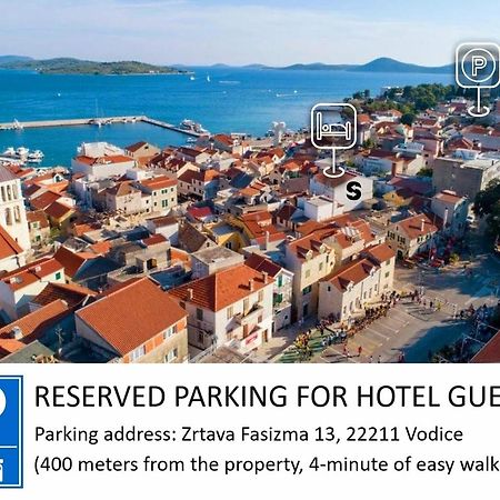 Refresh Boutique Suites - Central Point Vodice Bagian luar foto