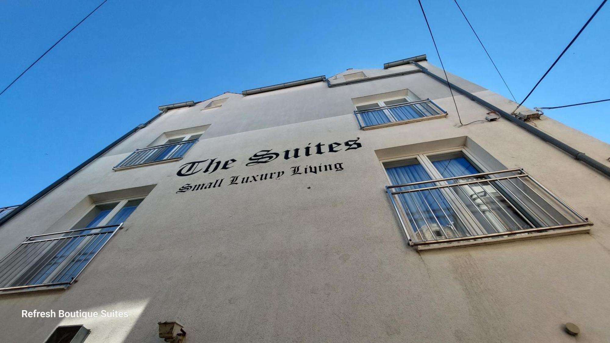 Refresh Boutique Suites - Central Point Vodice Bagian luar foto