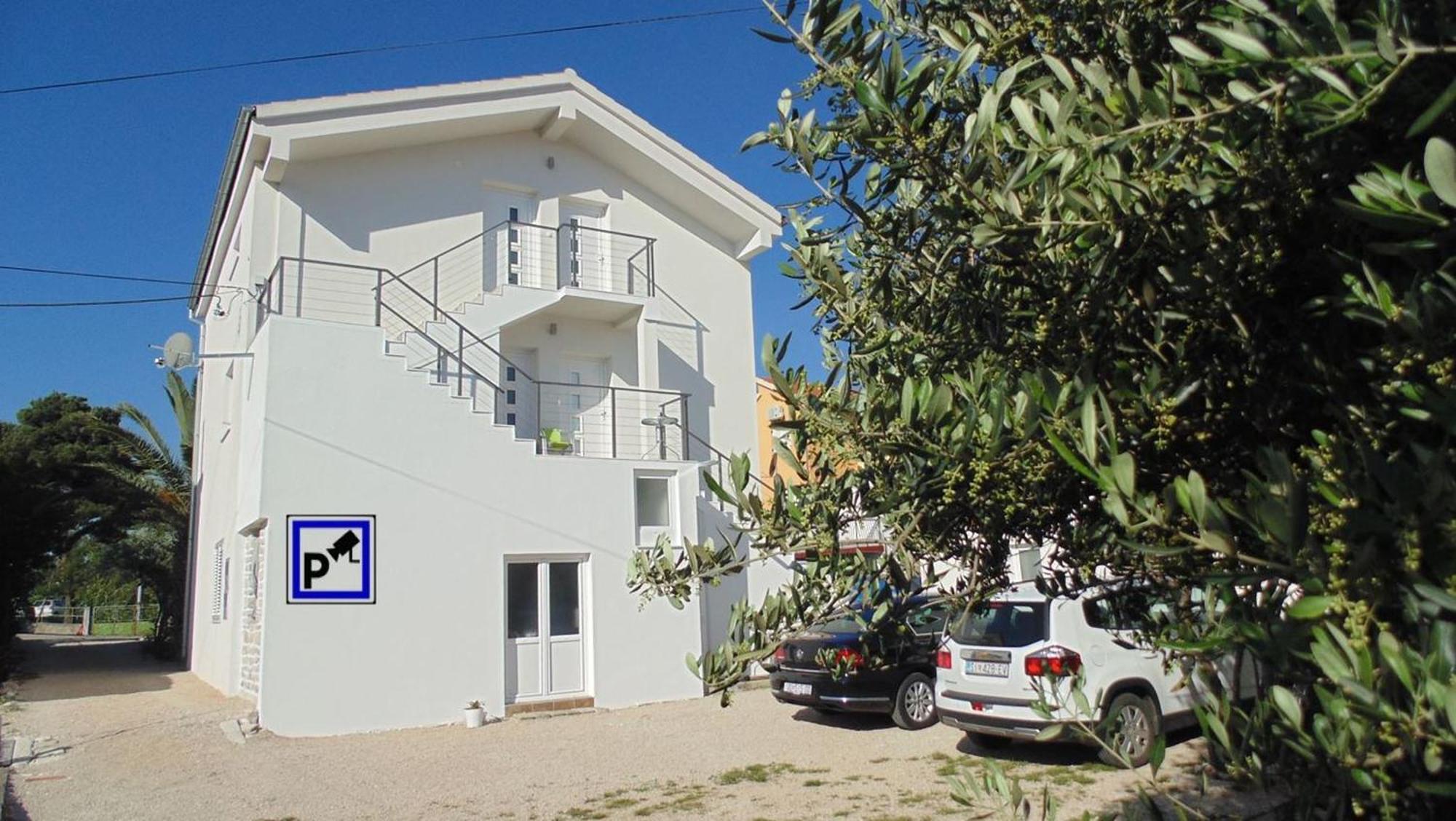 Refresh Boutique Suites - Central Point Vodice Bagian luar foto