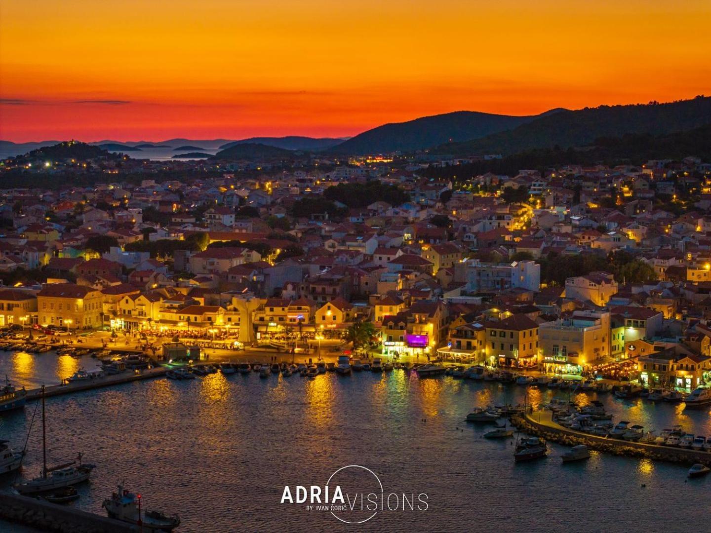 Refresh Boutique Suites - Central Point Vodice Bagian luar foto